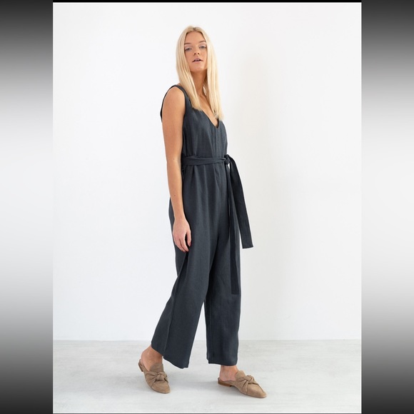 BNWOT 100% Linen Jumpsuit Romper XS / S - Picture 4 of 10
